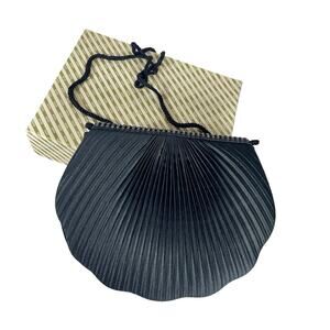 Vintage 70s Lady Priscilla Black Satin Clamshell Clutch Purse